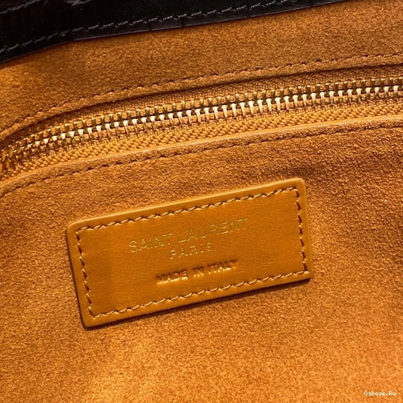 YSL À 5 LE 7 HOBO BAG 0824